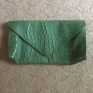 JJ Winters green croc clutch bag NWT